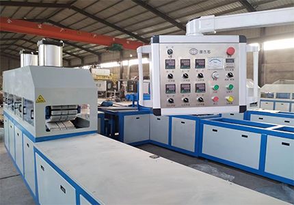 綠色環(huán)保理念驅動玻璃鋼拉擠設備的創(chuàng)新與未來走向